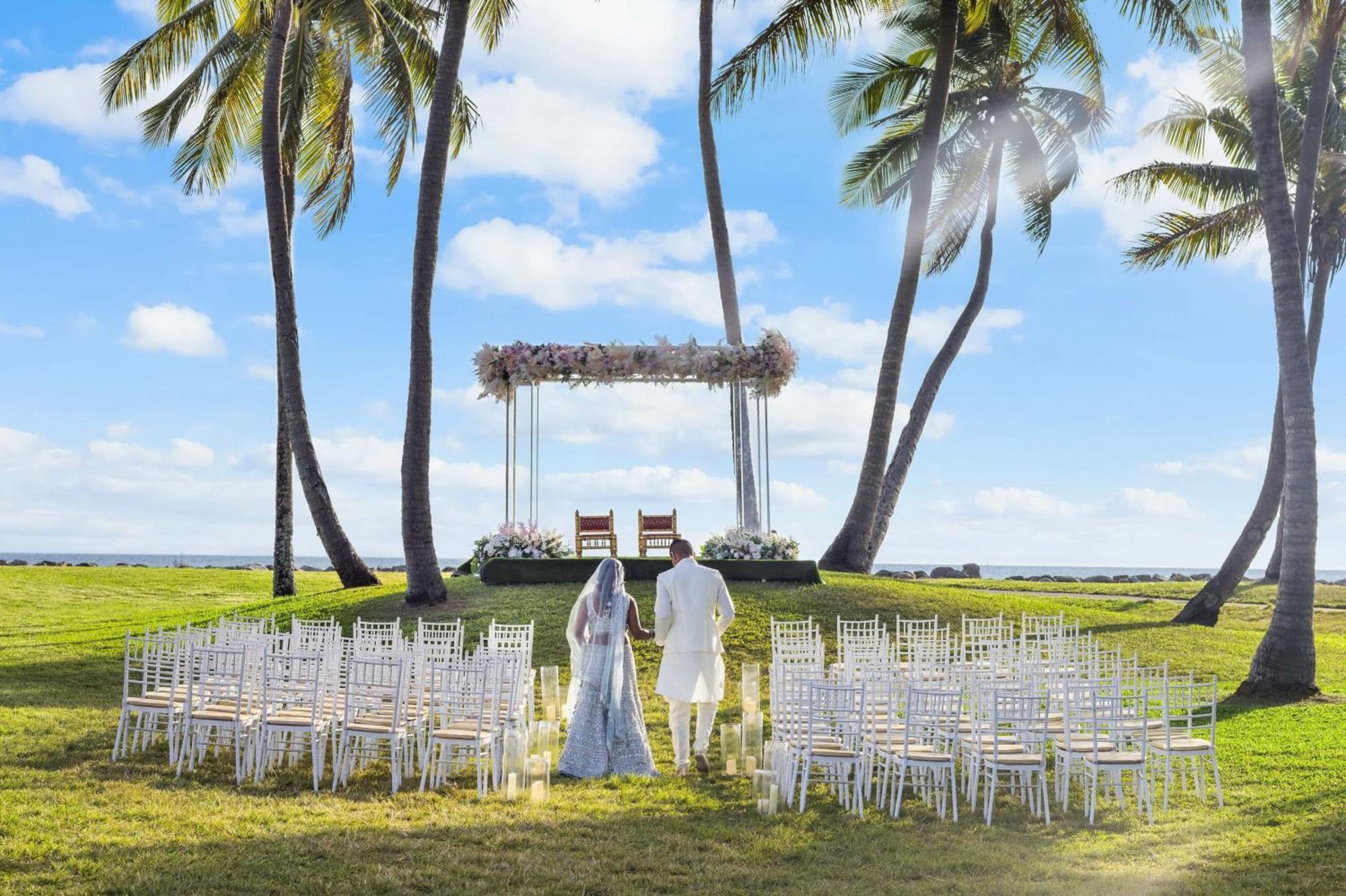 Sheraton Fiji Golf & Beach Resort Denarau Island Bagian luar foto Wedding at the Four Seasons Resort