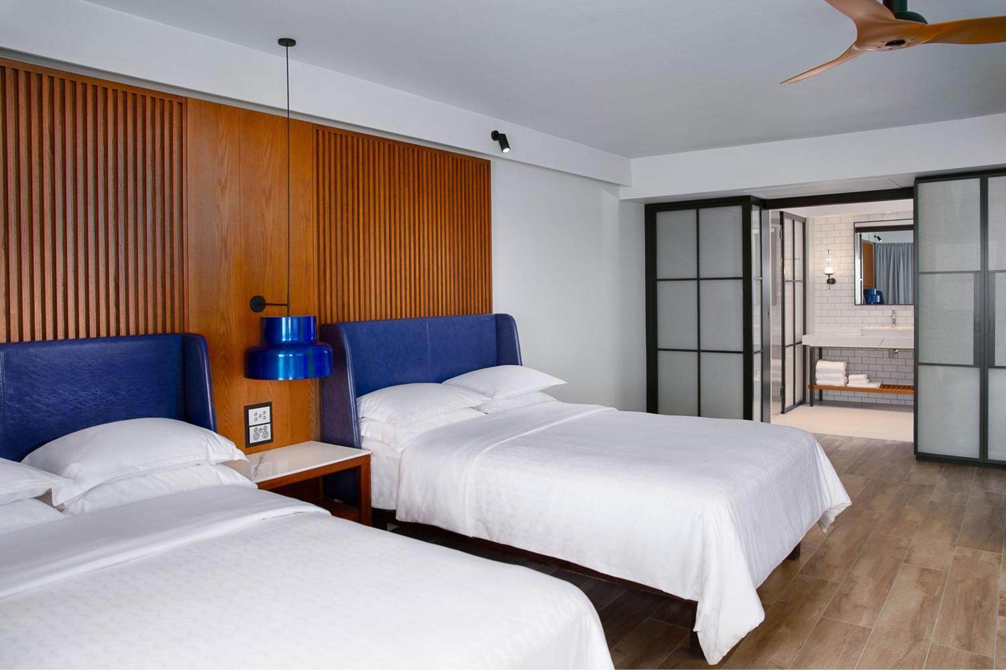 Sheraton Fiji Golf & Beach Resort Denarau Island Bagian luar foto A guest room at the hotel